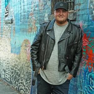 Meet your Posher, Dakota